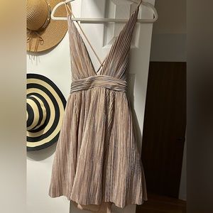 Luxxel pleaded dress